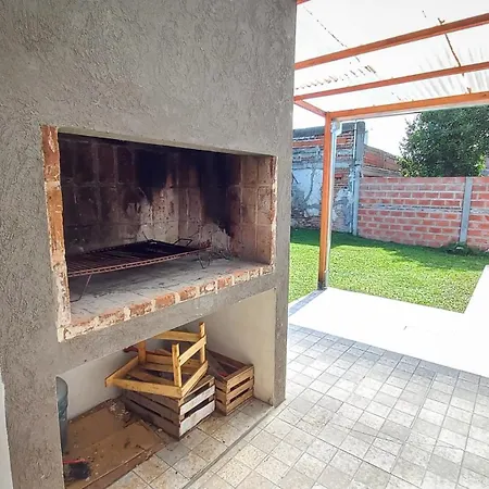 Alojamientos Litoral - Casa Rio Gallegos Gualeguaychu Exterior photo